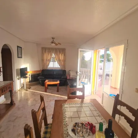 Jamar 3 Bedrooms With Private Pool
