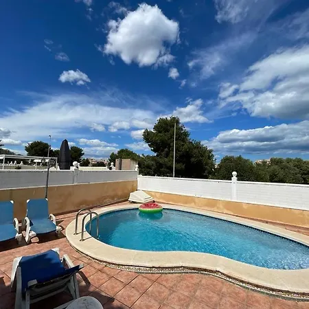 Jamar 3 Bedrooms With Private Pool